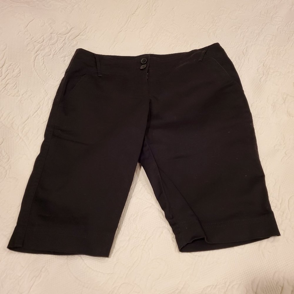 Casual Chic Black shorts